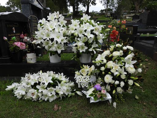 George Hartnett Metropolitan Funerals Holland Park West — Customer photo