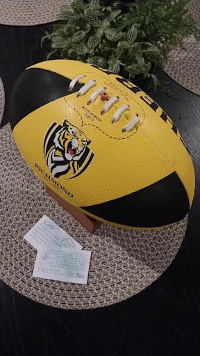 Identity Urns — Customer photo